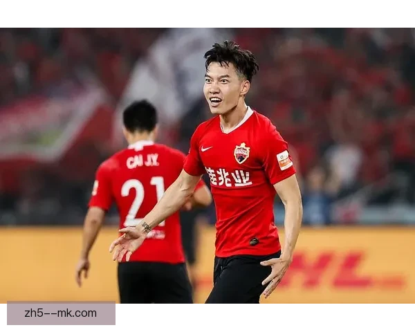 阿贾克斯传奇名宿重返母队担任重要职务开启新篇章