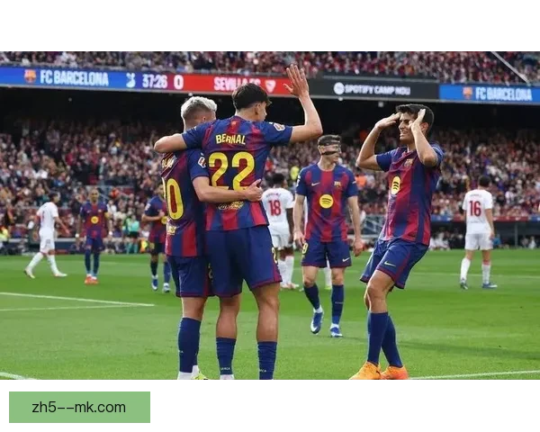 鲁尔法巴萨女足左路多面手展现全能技艺助球队冲击荣誉